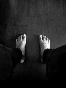 man with bare feet and toes 